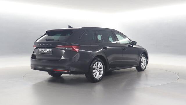 Skoda OCTAVIA Combi 1.5 TSI 115pk MHEV Business Edition DSG / Navigatie / Stoel+Stuurverwarming / Camera / Elek. Achterklep