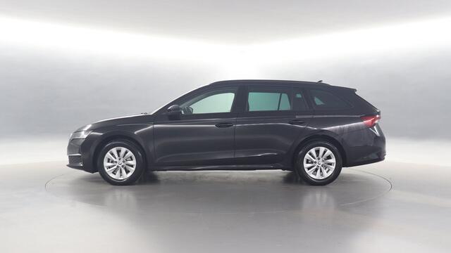 Skoda OCTAVIA Combi 1.5 TSI 115pk MHEV Business Edition DSG / Navigatie / Stoel+Stuurverwarming / Camera / Elek. Achterklep