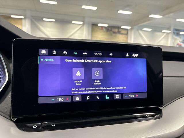 Skoda OCTAVIA Combi 1.5 TSI 115pk DSG MHEV Business Edition Plus · Camera · Apple/Android Car Play · Elek. Trekhaak · P-Sensoren · Elek. Achterklep · 17'' Inch · Garantie t/m 29-09-2028 of 100.000km