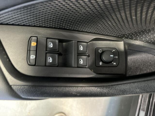 Skoda OCTAVIA Combi 1.5 TSI 115pk DSG MHEV Business Edition Plus · Camera · Apple/Android Car Play · Elek. Trekhaak · Elek. Achterklep · Keyless · 17'' Inch · Garantie t/m 29-09-2028 of 100.000km