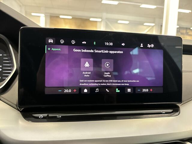 Skoda OCTAVIA Combi 1.5 TSI 115pk DSG MHEV Business Edition Plus · Camera · Apple/Android Car Play · Elek. Trekhaak · Elek. Achterklep · Keyless · 17'' Inch · Garantie t/m 29-09-2028 of 100.000km