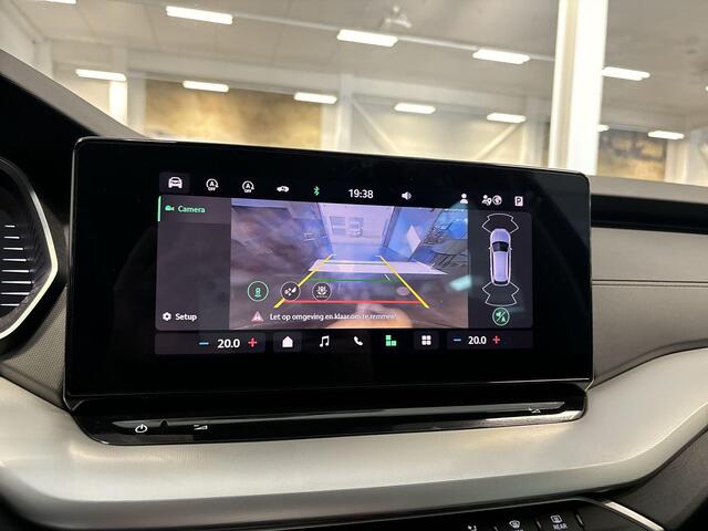 Skoda OCTAVIA Combi 1.5 TSI 115pk DSG MHEV Business Edition Plus · Camera · Apple/Android Car Play · Elek. Trekhaak · Elek. Achterklep · Keyless · 17'' Inch · Garantie t/m 29-09-2028 of 100.000km