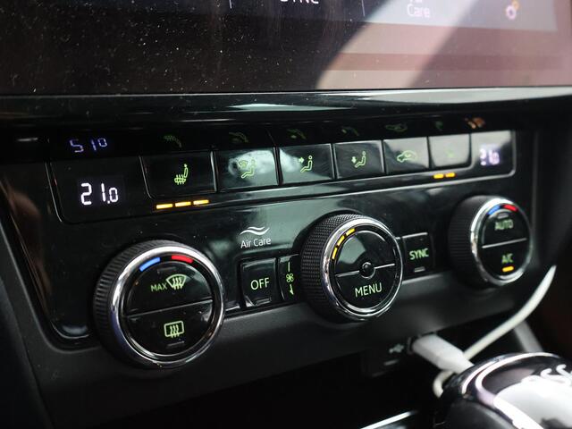 Skoda OCTAVIA Combi 1.0 TSI DSG AUT. STYLE BUSINESS + DIGITALE COCKPIT | SFEERVERLICHTING | CARPLAY | CANTON | TREKHAAK