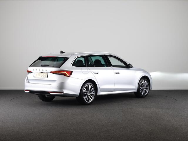 Skoda OCTAVIA Combi 1.5 TSI MHEV Business Edition Plus 115 pk Automaat (DSG) | Verlengde garantie | Navigatie | Parkeersensoren | Achteruitrijcamera | Adaptieve cruise control | Stoelverwarming |