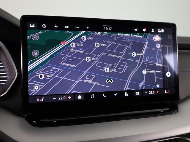 Skoda OCTAVIA Combi 1.5 TSI MHEV Business Edition Plus 115 pk Automaat (DSG) | Verlengde garantie | Navigatie | Parkeersensoren | Achteruitrijcamera | Adaptieve cruise control | Stoelverwarming |