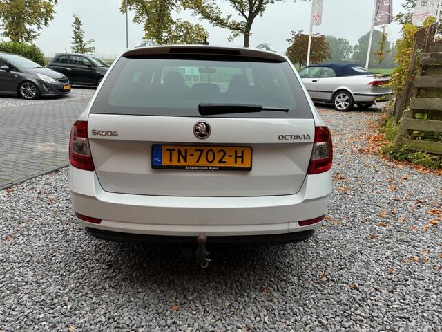 Skoda OCTAVIA 1.0 TSI Greentech Ambition Business
