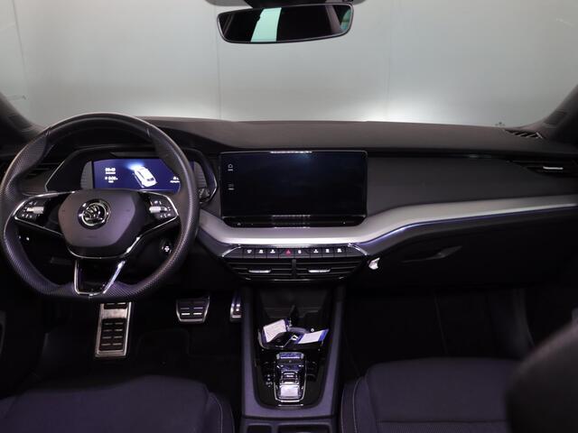 Skoda OCTAVIA Combi 1.0 e-TSI Sport Business 110 pk Automaat (DSG) | Verlengde garantie | Navigatie | Parkeersensoren | LED koplampen | Apple Carplay/Android Auto |