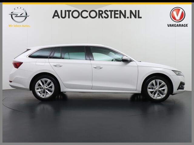 Skoda OCTAVIA Combi T 111PK Apple Carplay Android Trekhaak Virtual Cockpit Elek.Achtreklep Pdc Navi Ecc Cruise Control Business Edition Stoel+Stuurverwarming Lmv Sunset DAB Led Keyless 1e Eigenaar Origineel Nederlandse Auto 1300kg trekvermogen