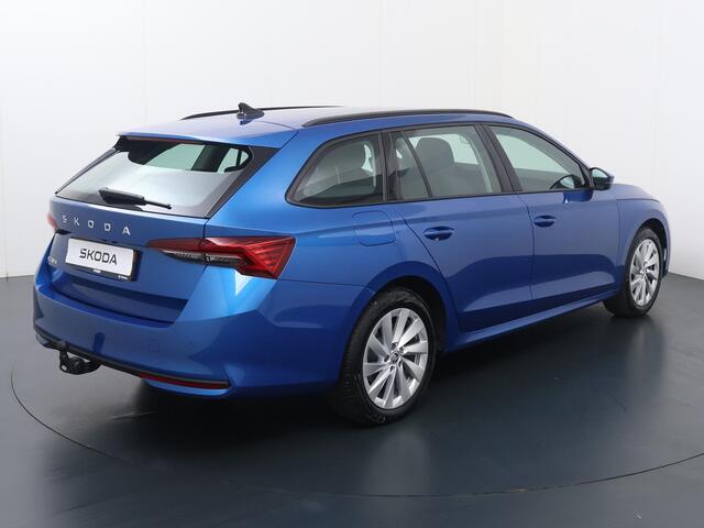 Skoda OCTAVIA Combi 1.5 TSI MHEV Business Edition | 115 PK | Automaat | Multifunctioneel stuurwiel | Adaptive Cruisecontrol | Achteruitrij camera | Inklapbare Trekhaak |