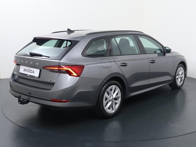 Skoda OCTAVIA Combi 1.0 e-TSI Business Edition | 110 PK | Automaat | Trekhaak | volledig digitaal display | navigatie