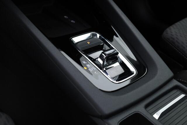 Skoda OCTAVIA Combi 1.5 e-TSI Sport Business | Adapt. Cruise | Pano | CarPlay | Massage | Keyless | Trekhaak 1500 kg | 4 Seasons