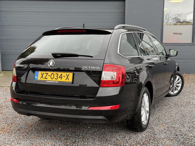 Skoda OCTAVIA Combi 1.2 TSI Greentech Style Navi,Clima,Cruise,PDC V+A,Stoelverwarming,Bluetooth,APK tot 05-2026