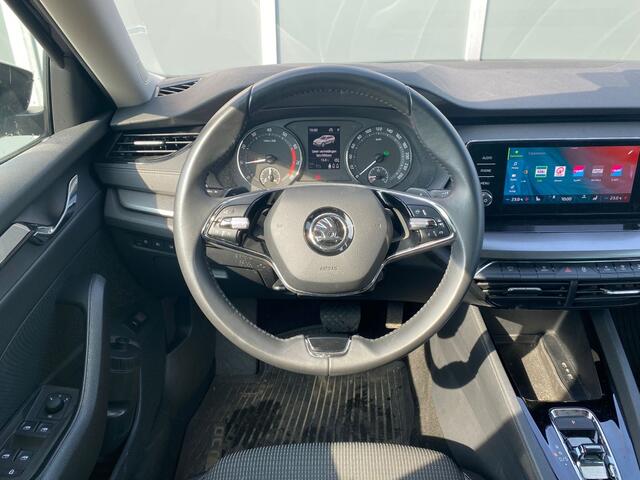 Skoda OCTAVIA Combi 1.5 e-TSI 150pk DSG Business Edition | Camera | 18"Lmv