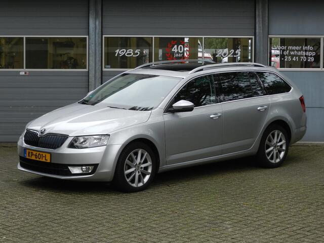 Skoda OCTAVIA Combi 1.0 TSI 116PK Automaat Ambition Business Navi Half leer Dubbel panodak