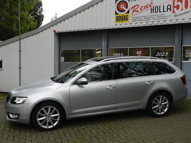 Skoda OCTAVIA Combi 1.0 TSI 116PK Automaat Ambition Business Navi Half leer Dubbel panodak