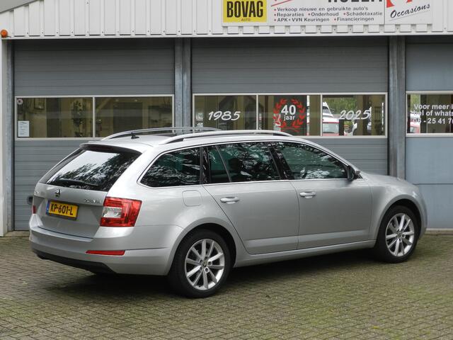 Skoda OCTAVIA Combi 1.0 TSI 116PK Automaat Ambition Business Navi Half leer Dubbel panodak