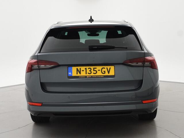 Skoda OCTAVIA Combi 1.5 e-TSI AUT. + 18 INCH | ADAPTIVE CRUISE | LED | VIRTUAL COCKPIT | SFEERVERLICHTING | CAMERA | CARPLAY | STOELVERW.