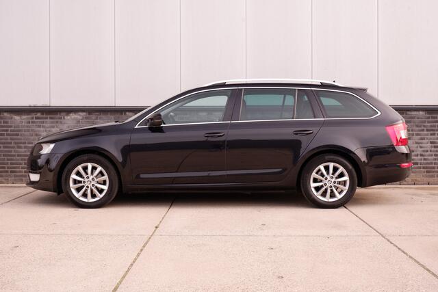 Skoda OCTAVIA Combi 1.0 TSI Greentech Ambition Business | Trekhaak | Leder | Navi | Climate