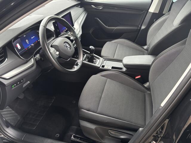 Skoda OCTAVIA Combi 1.0 TSI Business Edition Plus | Navigatie | Camera | Climate Control | Cruise Control | 17 Inch Lm velgen