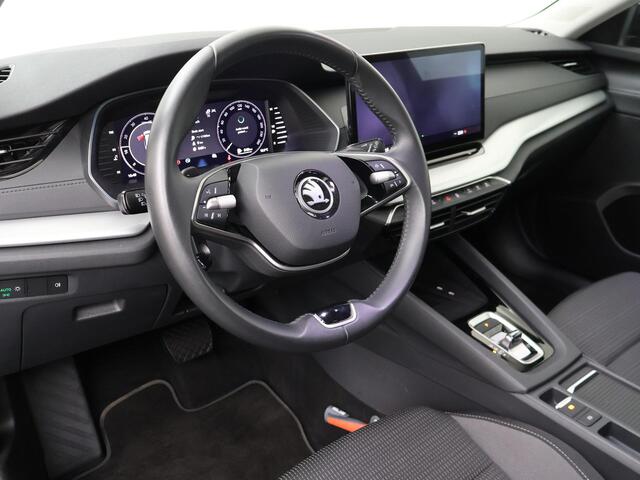 Skoda OCTAVIA Combi 1.5 TSI MHEV Business Edition | 115 PK | Automaat | Multifunctioneel stuurwiel | Adaptive Cruisecontrol | Achteruitrij camera |
