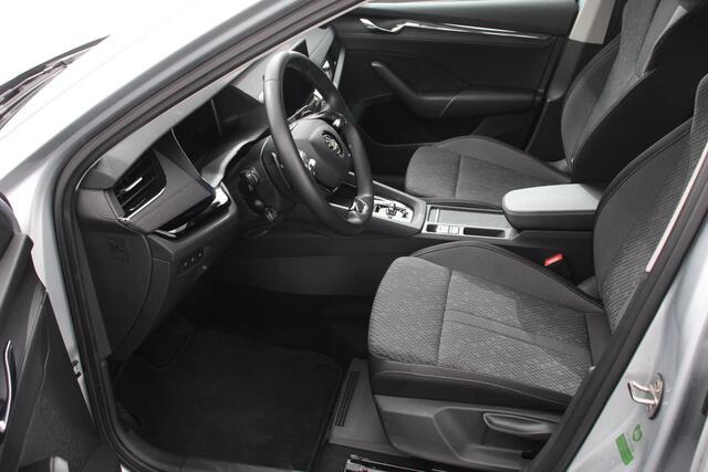 Skoda OCTAVIA Combi 1.0 e-TSI 110pk MHEV DSG Style | Navigatie | Apple Carplay/Android Auto | Parkeersensor achter | Camera | Adaptive Cruise Control | Stoelverwarming | Ledverlichting | Climate Control