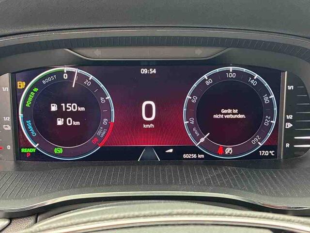 Skoda OCTAVIA Combi 1.4 TSI iV 204pk PHEV Ambition / Massage / Camera / 18 inch l.m. / Wordt Verwacht