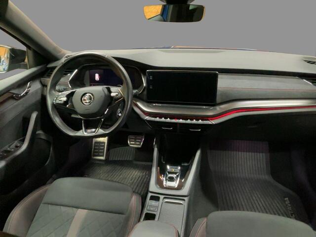 Skoda OCTAVIA Combi 1.4 TSI RS iV PHEV Business 245pk | Stoelverwarming | Achteruitrijcamera