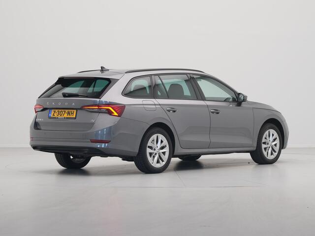 Skoda OCTAVIA Combi 1.4 TSI iV 204pk PHEV Business Edition Navigatie Wegkl.trekhaal Pdc Virtual Cockpit Carplay 321