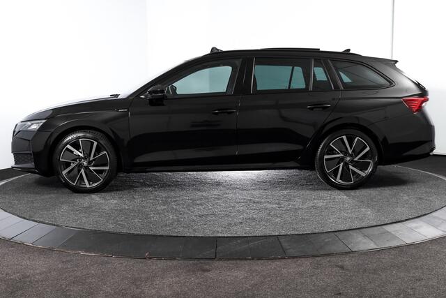 Skoda OCTAVIA Combi 1.5 TSI MHEV 150 PK Sportline Tour | S/K-Panodak | Dig. Cockpit | Elek. Trekhaak | Adapt. Cruise | Winterpakket | Camera | NAV + App. Connect | ECC | Elek. Klep | DAB | LM 18" | 7228