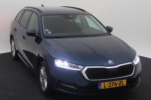 Skoda OCTAVIA Combi 1.0 TSI Business Edition / WEGKLAPBARE TREKHAAK/ PARK. SENSOREN/ NAVI/ 16" LMV