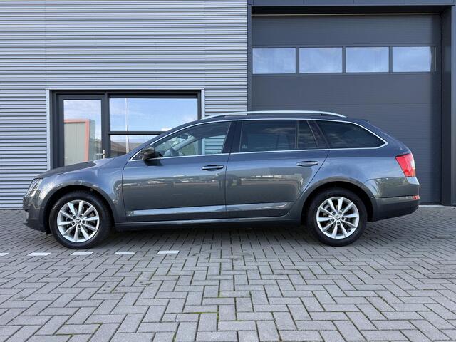 Skoda OCTAVIA Combi 1.0 TSI Gr. Style Business ?Bi-Xenon ?Navigatie Full Map ?Climate ?Canton Sound ?Cruise ?Stoelverwarming ?Parkeersensoren ?Lichtmetaal ?Trekhaak