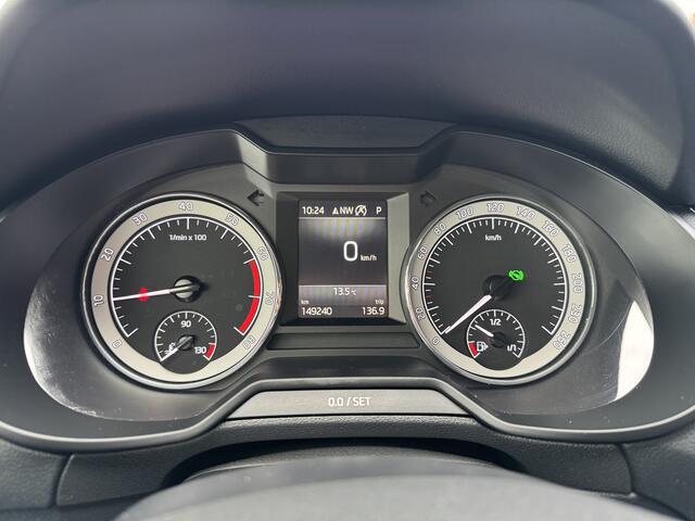 Skoda OCTAVIA Combi 1.0 TSI Greentech Style Business AUTOMAAT-TREKHAAK-STOELVER