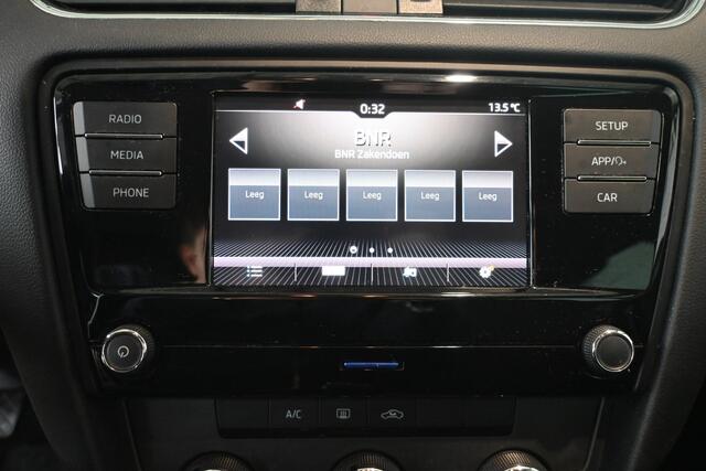 Skoda OCTAVIA Combi 1.0 TSI Greentech Ambition Airco Cruise Control LED Rijklaarprijs Inruil Mogelijk!