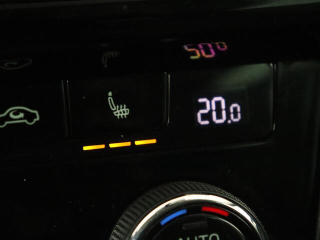 Skoda OCTAVIA 1.6 TDI Greentech Clever Edition | Automaat | Carplay | Stoelverwarming | Navigatie | Cruise control | Climate control | Half leder