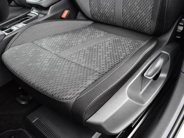 Skoda OCTAVIA Combi 1.0 e-TSI 110pk DSG Business Edition Plus · Apple/Android Car Play · Dodehoeksensor · Navigatie · Keyless · Elek. Achterklep · P-Sensoren · 17'' Inch · Garantie t/m 14-08-2027 of 100.000km