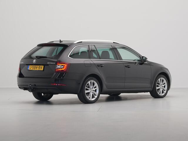Skoda OCTAVIA Combi 1.5 TSI 150pk DSG Greentech Business Edition Plus Navigatie Stoelverwarming Canton Clima