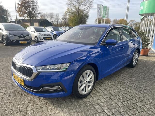 Skoda OCTAVIA 1.5 TSI Bns Ed. Plus, Carplay, Nav, Trekhaak, Stoel, Stuurverwar