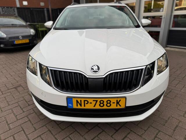 Skoda OCTAVIA COMBI 1.0 TSI 115PK GREENTECH AMBITION BUSINESS AUT./ NAVI / CAMERA / CRUISE