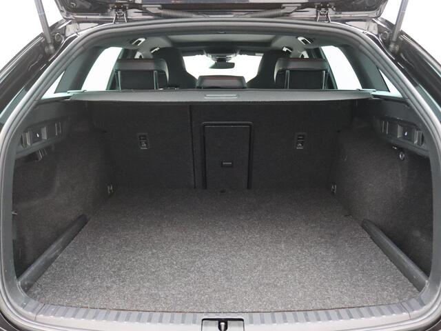 Skoda OCTAVIA Combi 1.4 TSI RS iV PHEV Business 245PK DSG Pano-Schuifdak, 98% SOH, Memorystoel, Head-Up Display, Side Assist, 19" LM Velgen, Navi