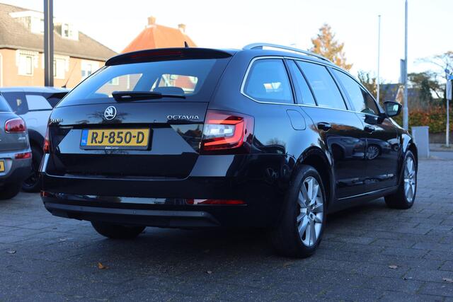Skoda OCTAVIA Combi 1.0 TSI GREENTECH | PANO | CARPLAY | ACC | ECC
