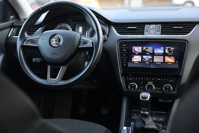 Skoda OCTAVIA Combi 1.0 TSI GREENTECH | PANO | CARPLAY | ACC | ECC