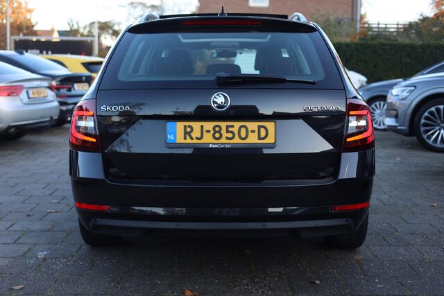 Skoda OCTAVIA Combi 1.0 TSI GREENTECH | PANO | CARPLAY | ACC | ECC
