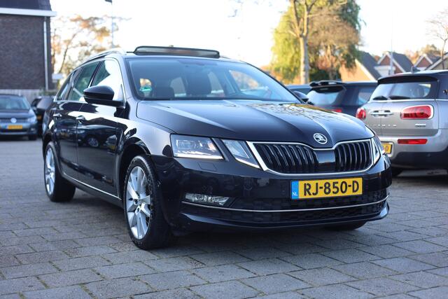 Skoda OCTAVIA Combi 1.0 TSI GREENTECH | PANO | CARPLAY | ACC | ECC