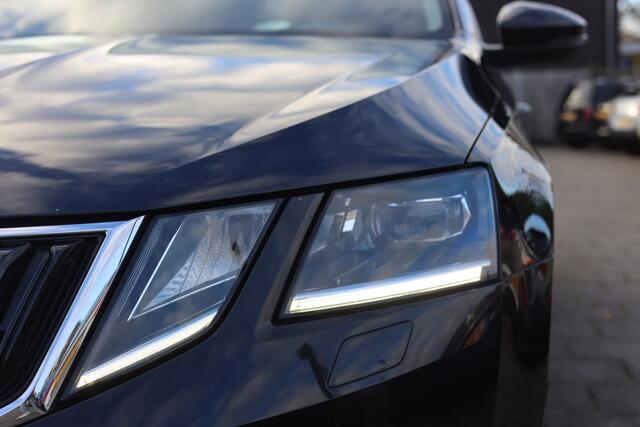 Skoda OCTAVIA Combi 1.0 TSI GREENTECH | PANO | CARPLAY | ACC | ECC