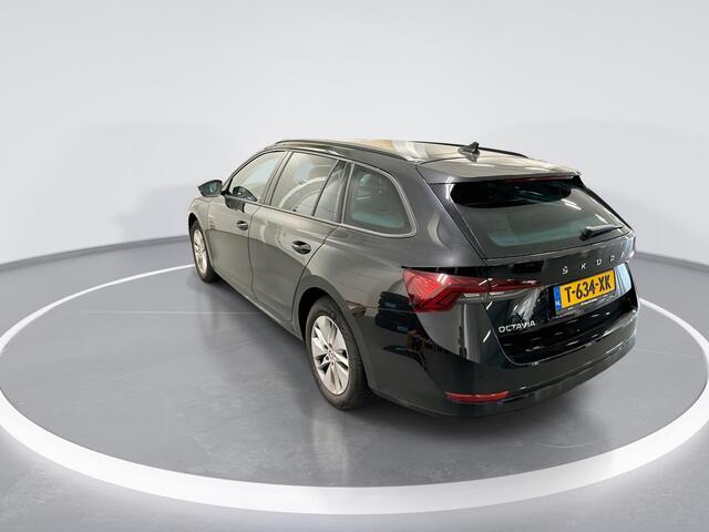 Skoda OCTAVIA Combi 1.0 TSI 110pk Business Edition · Apple/Android Car Play · Navigatie · Keyless · P-Sensoren · Elek. Achterklep · 16'' Inch · Garantie t/m 26-09-2027 of 100.000km
