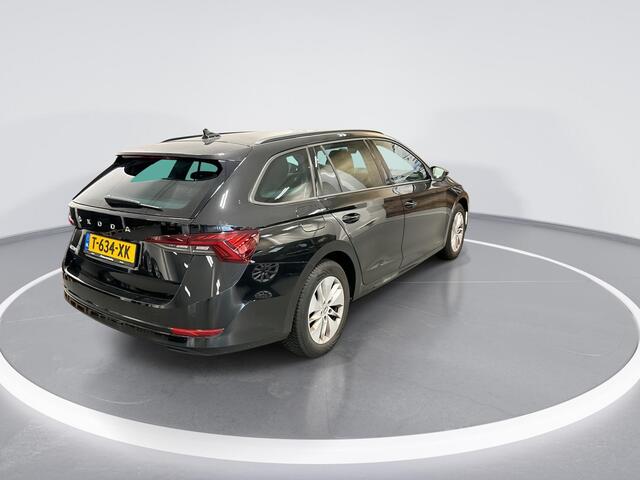 Skoda OCTAVIA Combi 1.0 TSI 110pk Business Edition · Apple/Android Car Play · Navigatie · Keyless · P-Sensoren · Elek. Achterklep · 16'' Inch · Garantie t/m 26-09-2027 of 100.000km