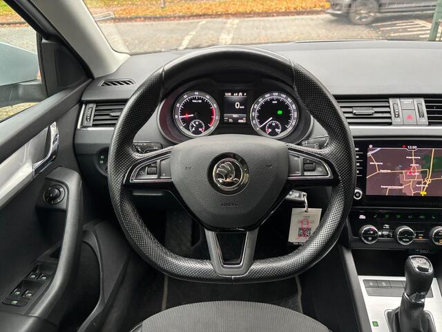 Skoda OCTAVIA Combi 1.5 TSI Greentech Business Edition