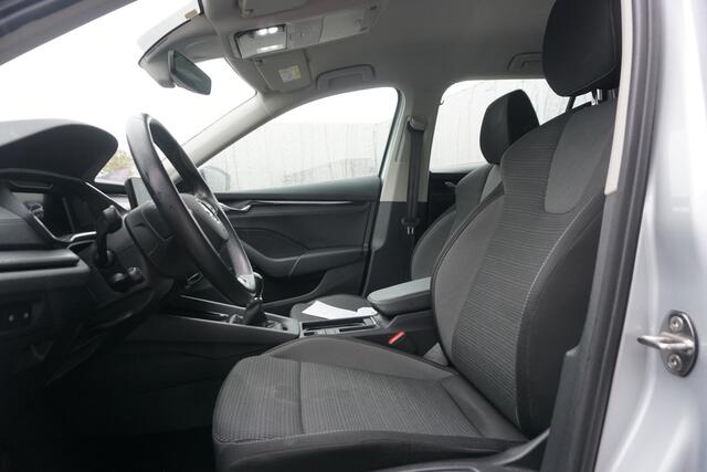 Skoda OCTAVIA Combi 1.0 TSI Business | CAMERA | ADAPT. CRUISE | KEYLESS | ELEKTR. KLEP |