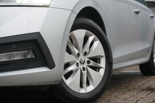 Skoda OCTAVIA Combi 1.0 TSI Business | CAMERA | ADAPT. CRUISE | KEYLESS | ELEKTR. KLEP |