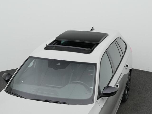 Skoda OCTAVIA Combi 1.4 TSI RS iV 245 pk DSG PHEV Business | Panoramadak | Canton | Adaptief onderstel | Matrix LED | Achteruitrijcamera | Stoelverwarming